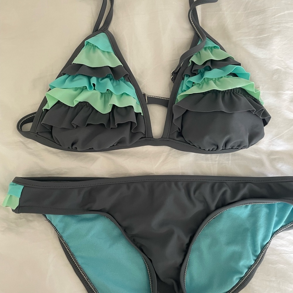 Separate sized bra top bikini,  S top, M bottom
